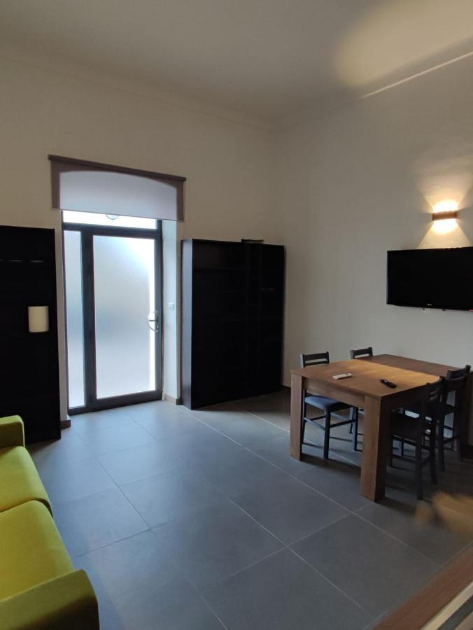 Armhouse Appartement Ostuni Buitenkant foto